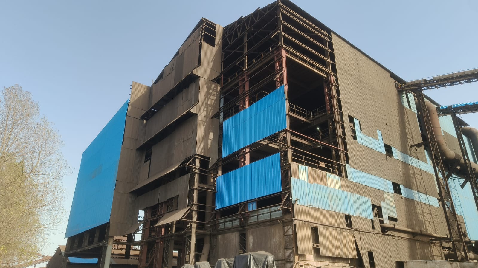 SAL Steel manufacturing facility showcasing industrial production environment